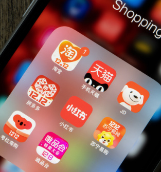 China E-commerce Weekly: Labor Day Outlook, Alibaba's GPT effort, Growing Anxiety of Traditional E-commerce Sellers